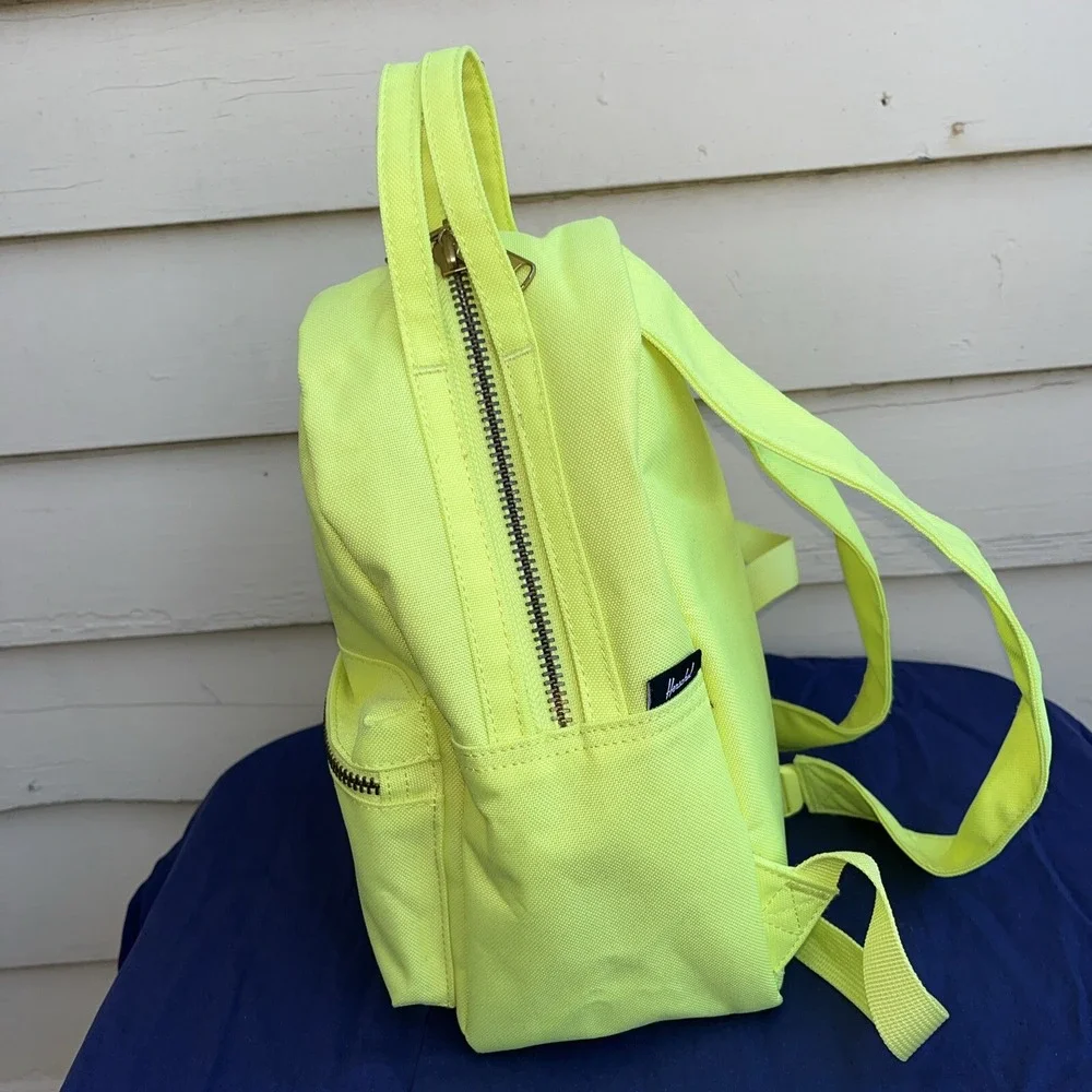 The Herschel Nova X-Small‎ Backpack Yellow Leisure Urban Style Retro Chic